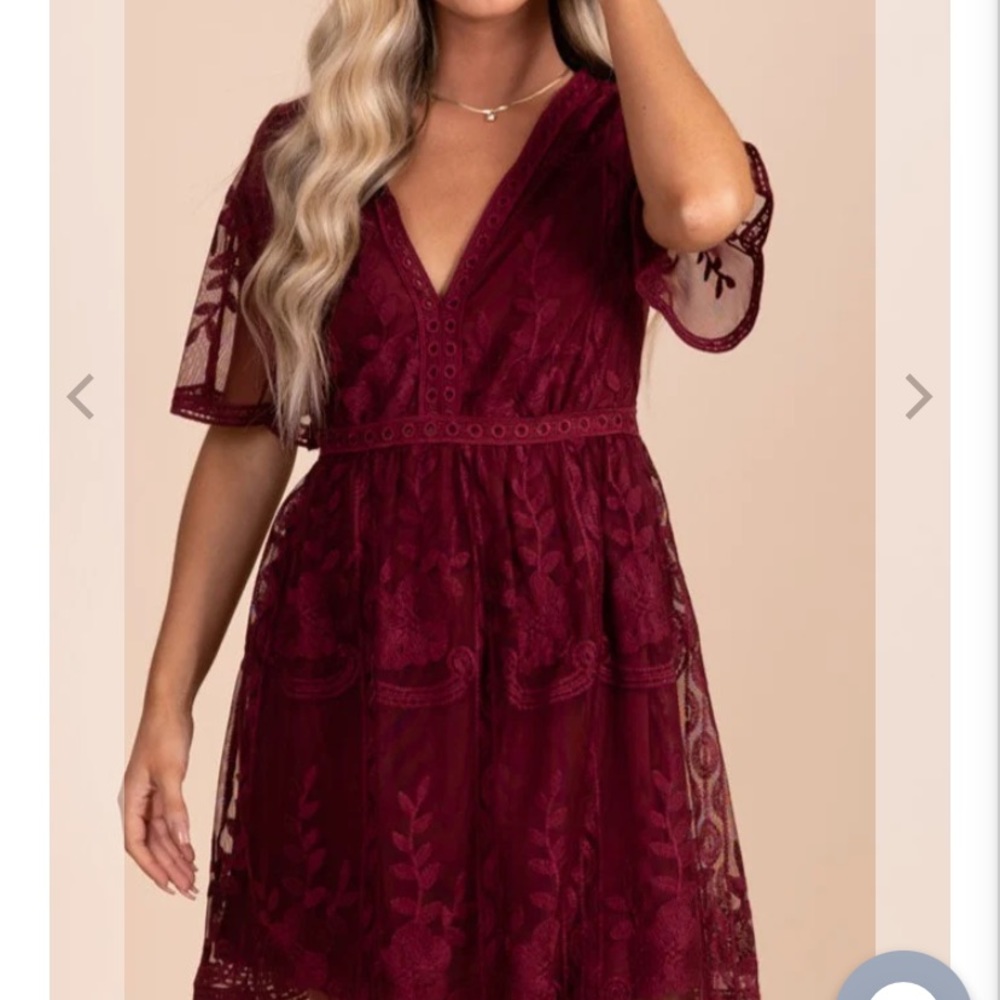 Haute monde Lace dress. Size large. NWT
